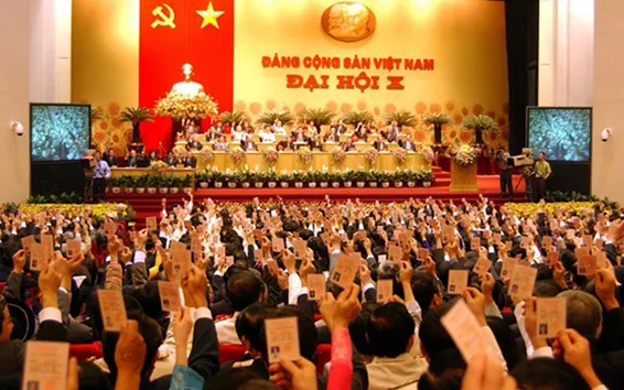Ðại hội lần thứ X của Ðảng: phát huy sức mạnh toàn dân tộc, đẩy mạnh toàn diện công cuộc đổi mới