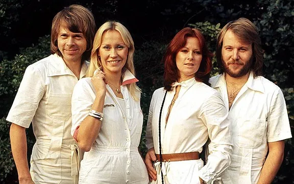 Nhóm nhạc ABBA tái hợp