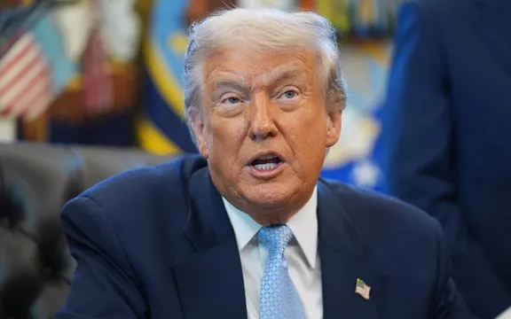 ChĂnh quyáťn Táťng tháťng Trump dáťą kiáşżn háť§y náťn tảng phĂĄp lĂ˝ váť biáşżn Äáťi khĂ háşu