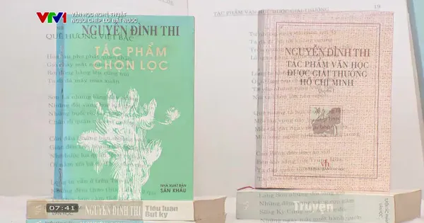 Văn học nghệ thuật: Người chép lời đất nước