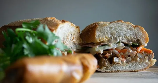 Bộ Y tế: Điều tra vụ nghi ngộ độc bánh mì tại Gia Lai