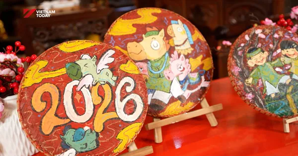 An Eye on New Beginnings | Eyes on V