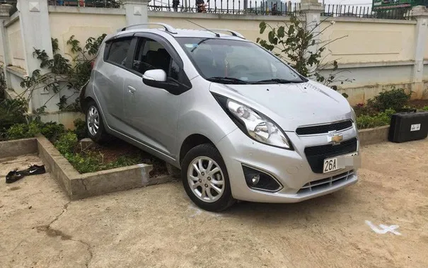 Yêu cầu xử lý nghiêm cô giáo lùi xe tông chết học sinh tại Sơn La