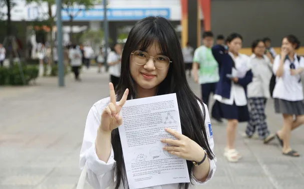 Xuất hiện 9 thủ khoa đạt điểm tuyệt đối