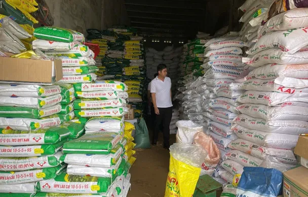 Triệt phá đường dây sản xuất hàng nghìn tấn phân bón giả