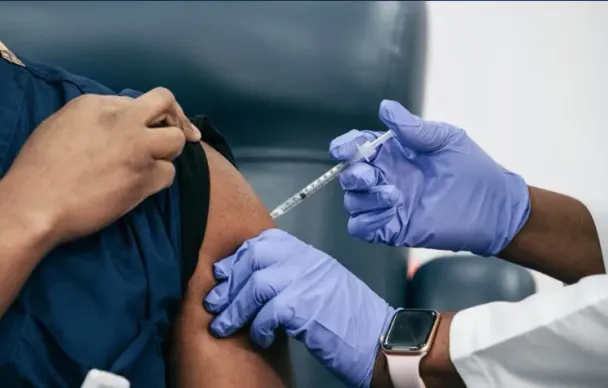 Mỹ khuyến nghị cập nhật vaccine nhắm vào các chủng COVID-19 mới
