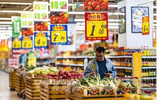 Tiêu dùng Trung Quốc bật tăng: Động lực dài hạn hay ngắn hạn?