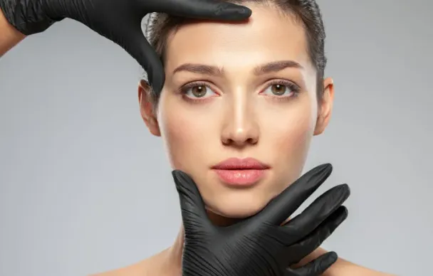 Hiểm họa của trào lưu tiêm ‘Botox Hàn Quốc’ học từ TikTok