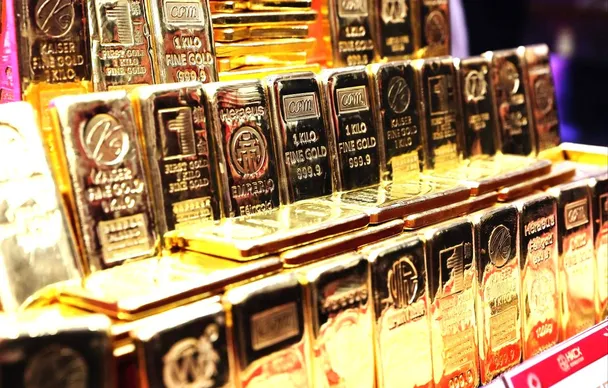 Giá vàng ngày 16/7 tiếp tục "lao dốc"