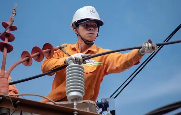 Tập đoàn Điện lực Việt Nam chỉ đạo khẩn ứng phó bão số 3 (WIPHA)
