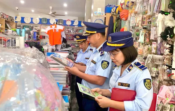 Tăng cường tuyên truyền, kiểm tra, xử lý mặt hàng sách giáo khoa và thiết bị trường học trước thềm khai giảng năm học mới