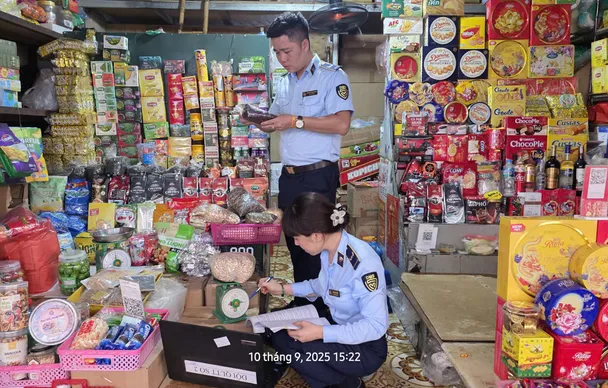 Ngăn chặn bánh trung thu, đồ chơi không rõ nguồn gốc tràn ra thị trường