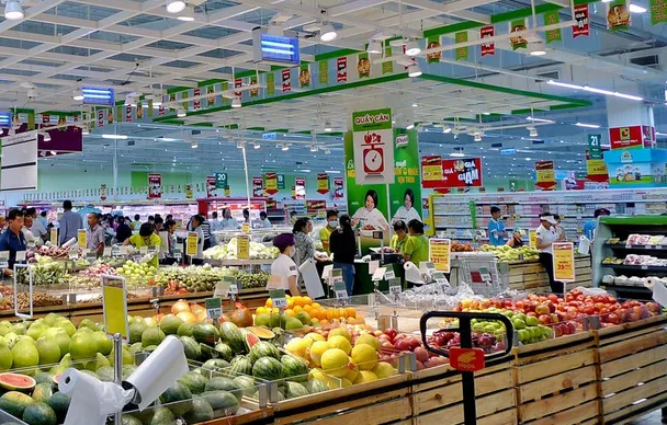 Bảo đảm nguồn cung hàng hóa thiết yếu, bình ổn thị trường mùa mưa bão và cuối năm 2025