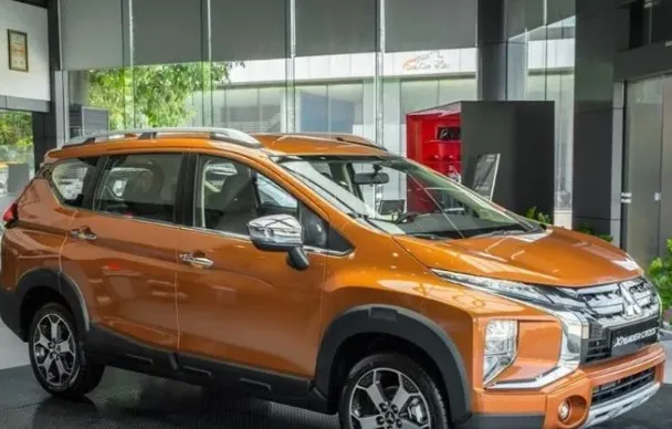 Hàng loạt mẫu xe ô tô giảm đến 100% lệ phí trước bạ