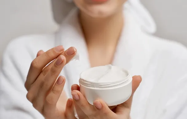 Một công ty bị thu hồi 77 loại mỹ phẩm