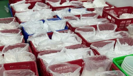 Vén màn “công xưởng kem trộn” mỹ phẩm giả ở TP Hồ Chí Minh