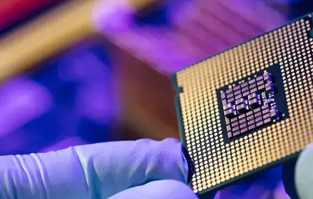 Thị trường chip bán dẫn vượt 1.000 tỷ USD