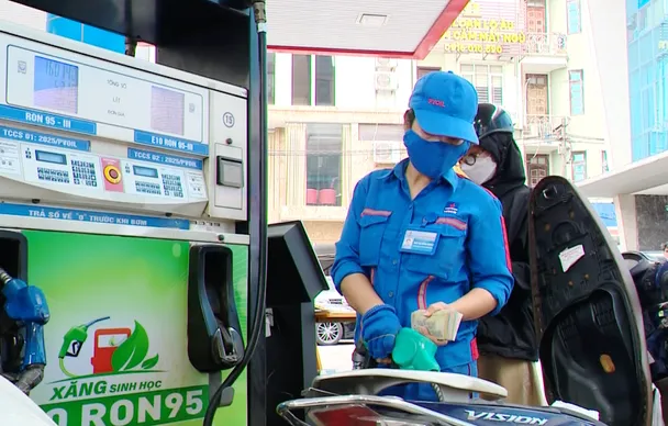 "Đã bán ra hơn 140 triệu lít xăng E10, chưa ghi nhận phản hồi tiêu cực đáng kể"