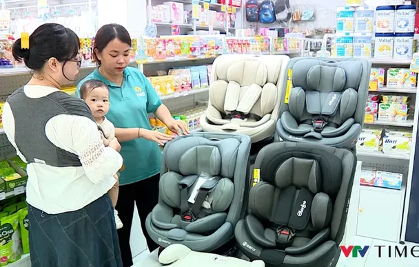 Cục Đăng kiểm được chỉ định tạm thời tổ chức thử nghiệm ghế trẻ em trên ô tô