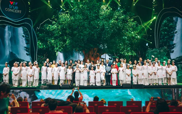 Dàn nghệ sĩ hội tụ trong show nghệ thuật hàn lâm VTV True Concert 2021