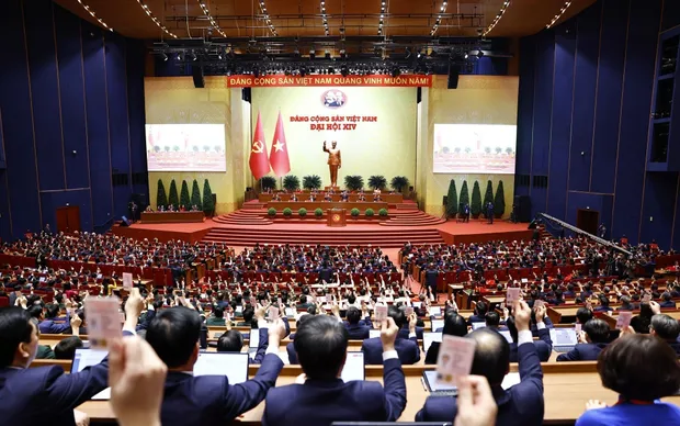 Chỉ thị 01 của Bộ Chính trị: Thực hiện Nghị quyết Đại hội XIV phải được tiến hành ngay, đồng bộ, thường xuyên, phong phú