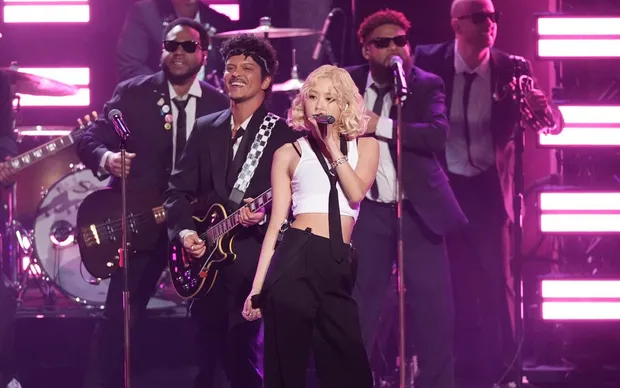 Bất ngờ và nuối tiếc xung quanh kết quả lễ trao giải Grammy 2026