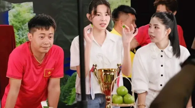 “Con dao hai lưỡi” đằng sau các phiên livestream bán hàng