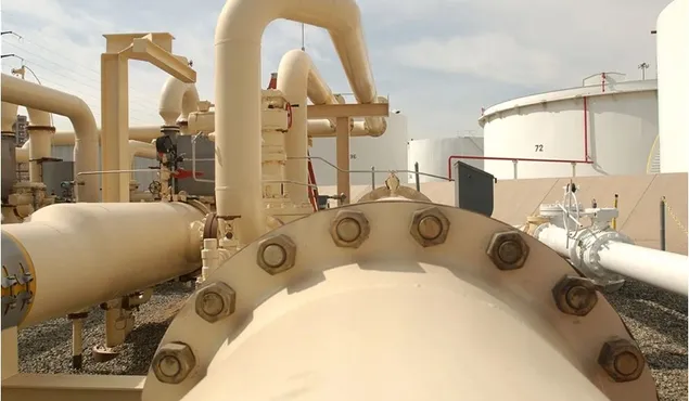 Giá dầu Mỹ giảm xuống dưới 100 USD/thùng