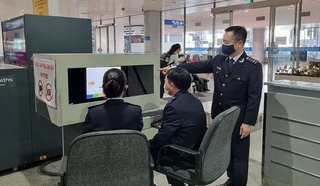 12 nhóm hàng hóa nhập khẩu phải làm thủ tục hải quan tại cửa khẩu nhập