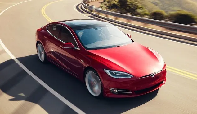 Tesla tăng giá Model S tại Mỹ