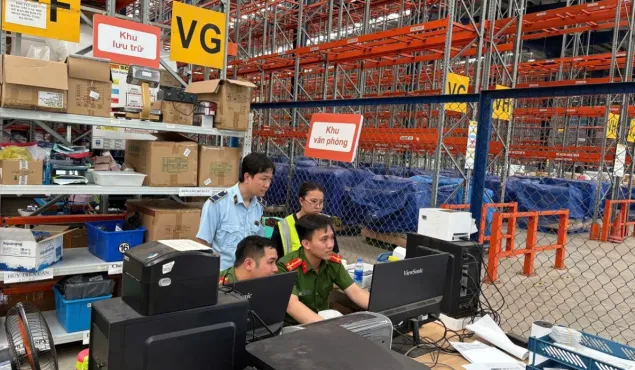 Bắc Ninh kiểm tra Công ty Á Châu, thu giữ hàng trăm nghìn sản phẩm nhập lậu