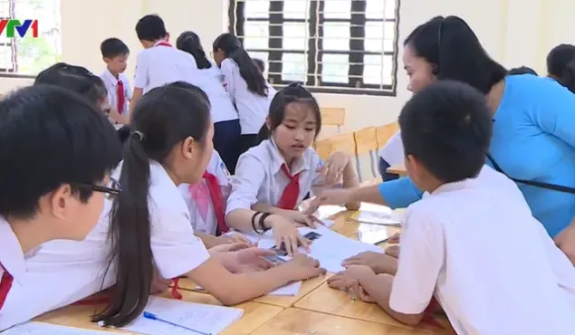 150 giờ dạy thêm được trả lương tính theo giờ hành chính hay tiết dạy?