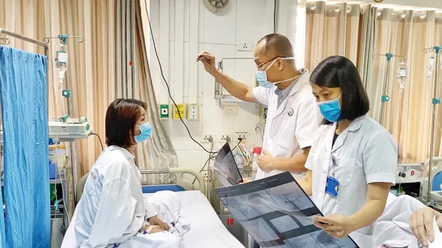 Tiêm filler khuyến mãi, cô gái trẻ bị mù mắt, hoại tử mũi và trán