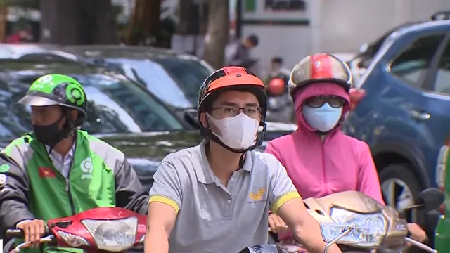 Những việc cần làm khi tham gia giao thông công cộng trong mùa COVID-19
