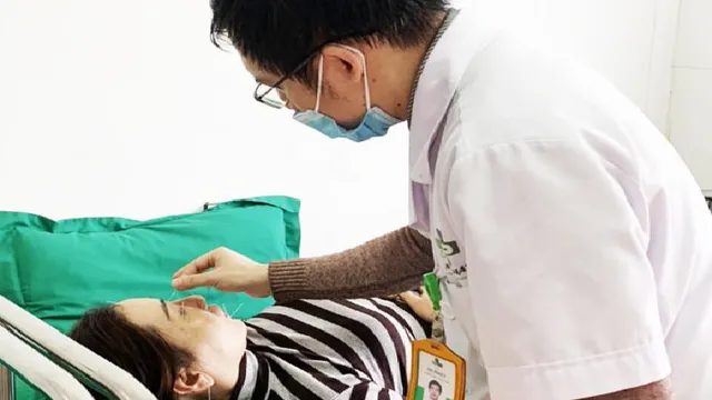 Liệt dây thần kinh số 7: Những triệu chứng cần lưu ý