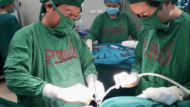 Cẩn trọng khi điều trị gãy xương bằng thuốc nam