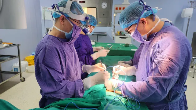 Tự cắt "của quý" sau khi sử dụng chất kích thích
