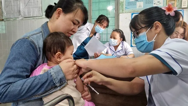 Hơn 7.000 ca mắc sởi, Đồng Nai khẩn trương triển khai tiêm vaccine phòng dịch