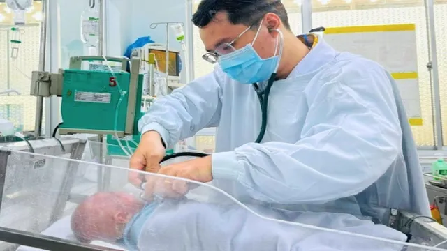 Hồi sinh sự sống cho bé 8 ngày tuổi bị rối loạn chuyển hóa bẩm sinh