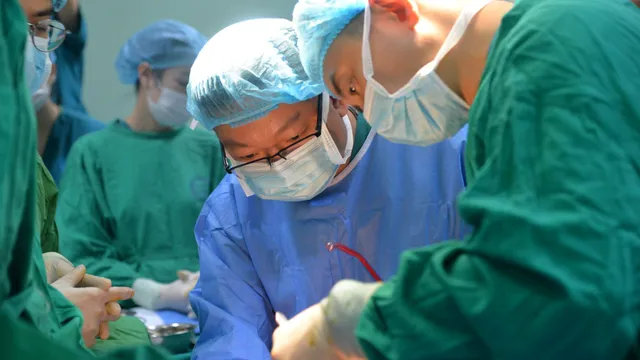 Ghép da thành công cho bệnh nhân hoại tử Founier nặng