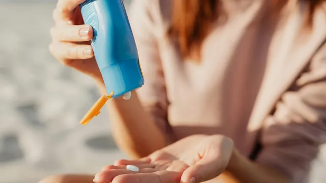 Bỏng nắng mùa hè: Đừng để kỳ nghỉ hóa tai nạn da liễu