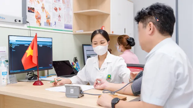 XẸP ĐỐT SỐNG CHỈ SAU MỘT LẦN HẮT HƠI