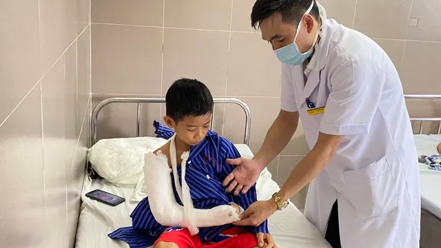 Trẻ nhập viện vì tai nạn thương tích tăng trong mùa hè