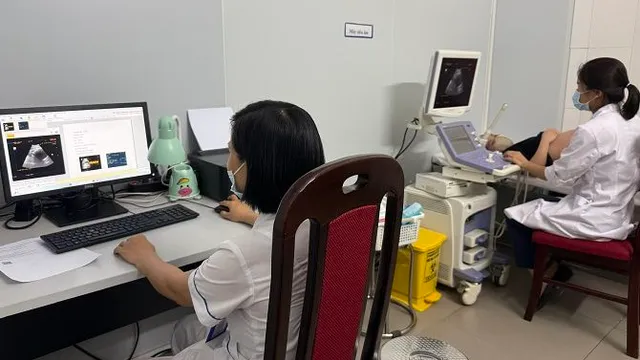 Chuyên gia khuyến cáo phụ nữ nên sinh con trước tuổi 35
