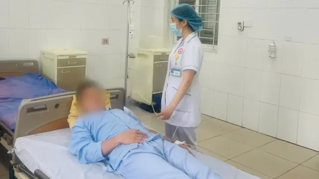 Thủng dạ dày ở người trẻ - đừng chủ quan với cơn đau bụng