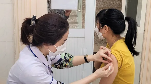 Không chủ quan với bệnh dại - Tiêm vaccine ngay sau khi bị chó, mèo cắn, cào