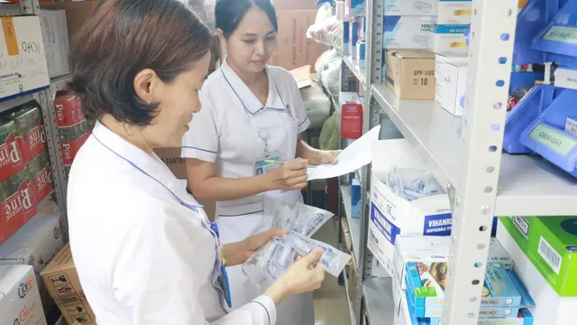 Bộ Y tế yêu cầu đảm bảo nguồn thuốc sau bão lũ