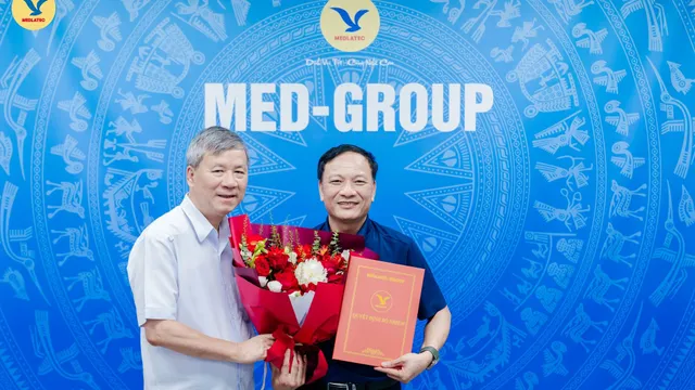 PGS.TS.BSCC Hoàng Tiến Tuyên - Chuyên gia bệnh truyền nhiễm được người bệnh gửi trọn niềm tin