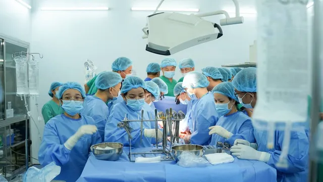 Trái tim người mẹ ngừng đập - năm cuộc đời hồi sinh