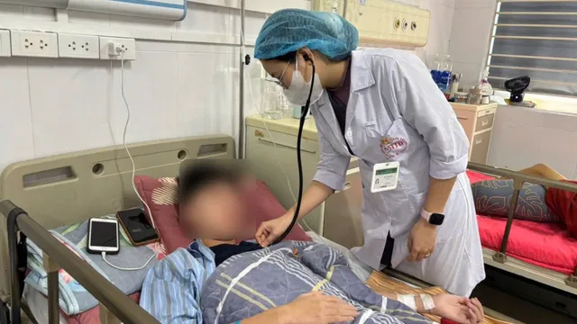 Nam sinh nguy kịch vì tụ cầu vàng sau vết cắn của lợn nuôi